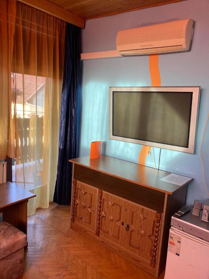 Апарт отель Arany Apartman Цеглед Экстерьер фото